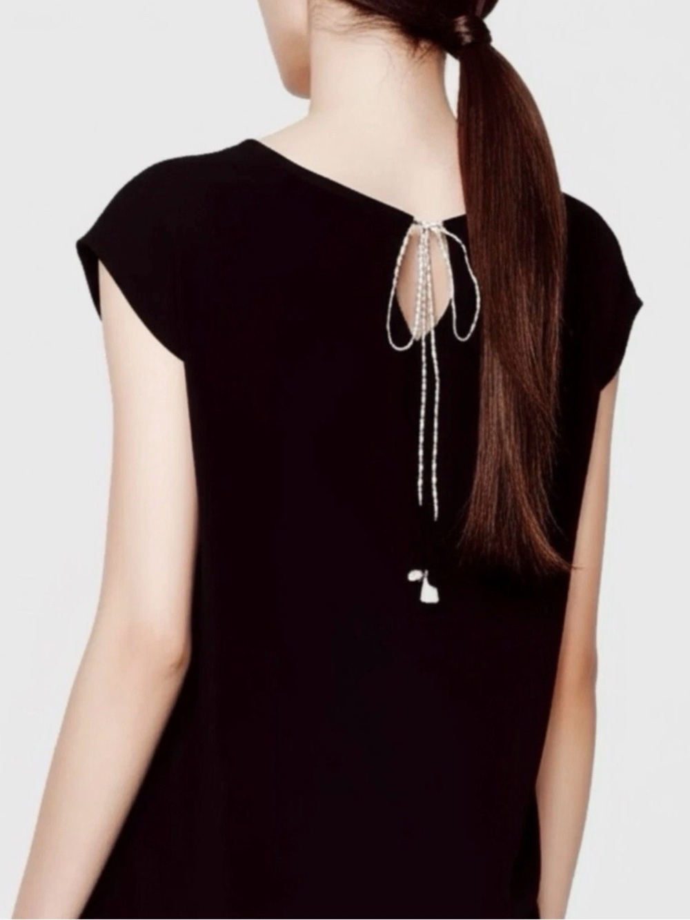 Ann Taylor LOFT Black Tassel Tie Back Short Sleeve Top Knit Blouse Women’s Small